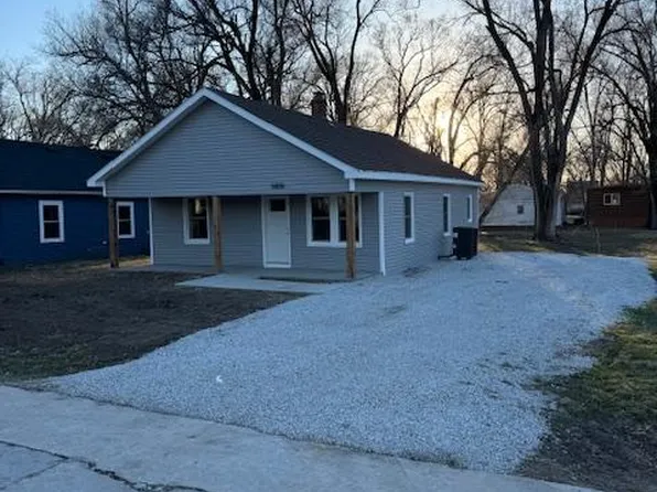 6806 Washington St, Saint Joseph, MO 64504