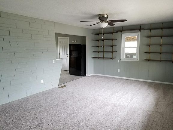 Living Room (Entry from front door)