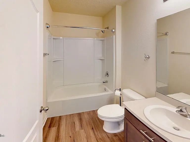 2385 Oak Stream Dr — Photo 13