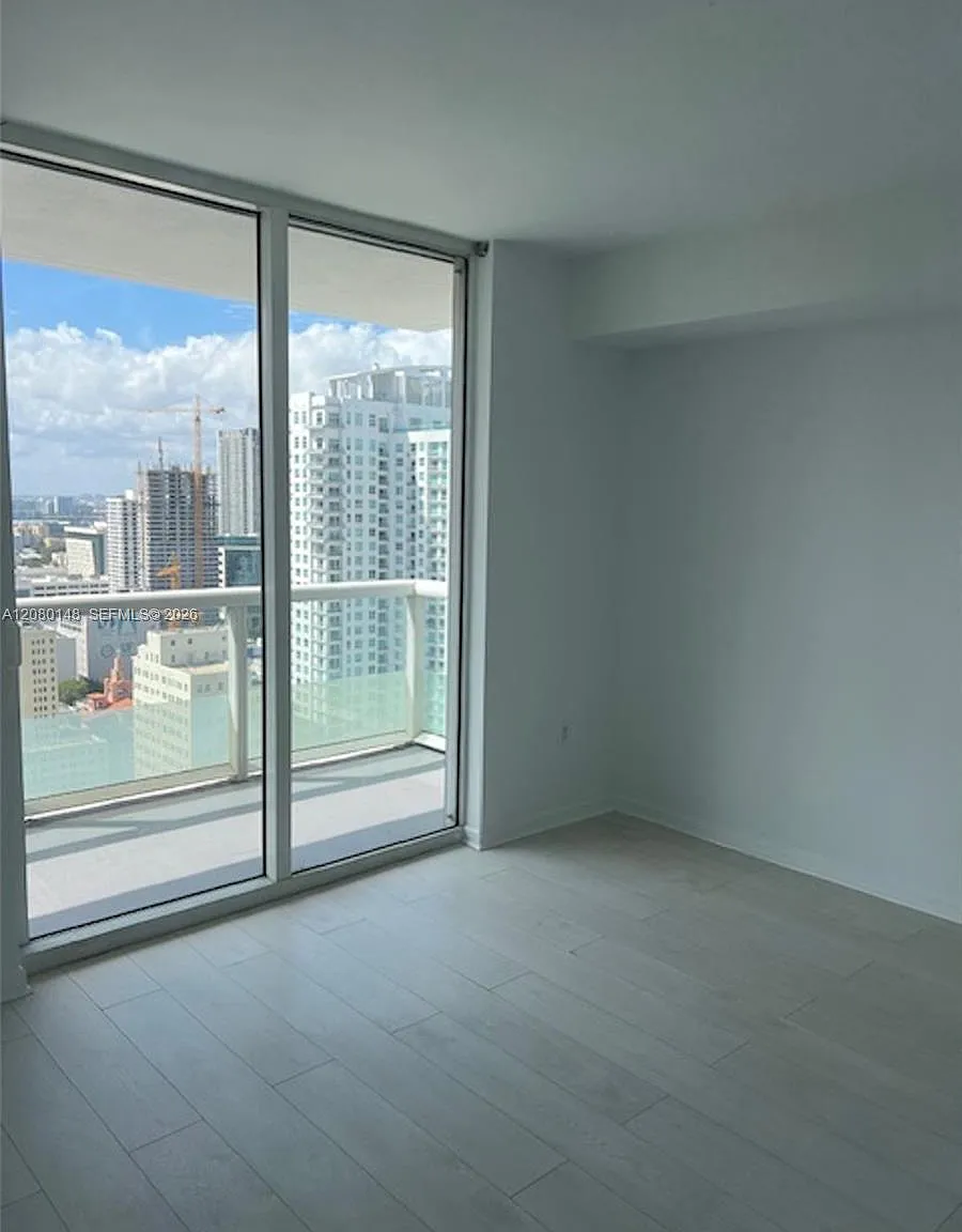 50 Biscayne Condo — Photo 2