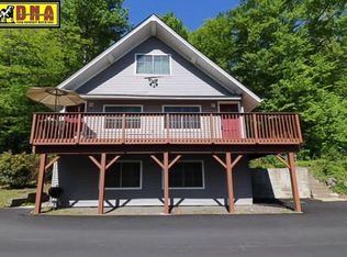 106-115 3rd St #35, Gouldsboro, PA 18424