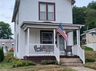 1524 Orchard St, Coshocton, OH