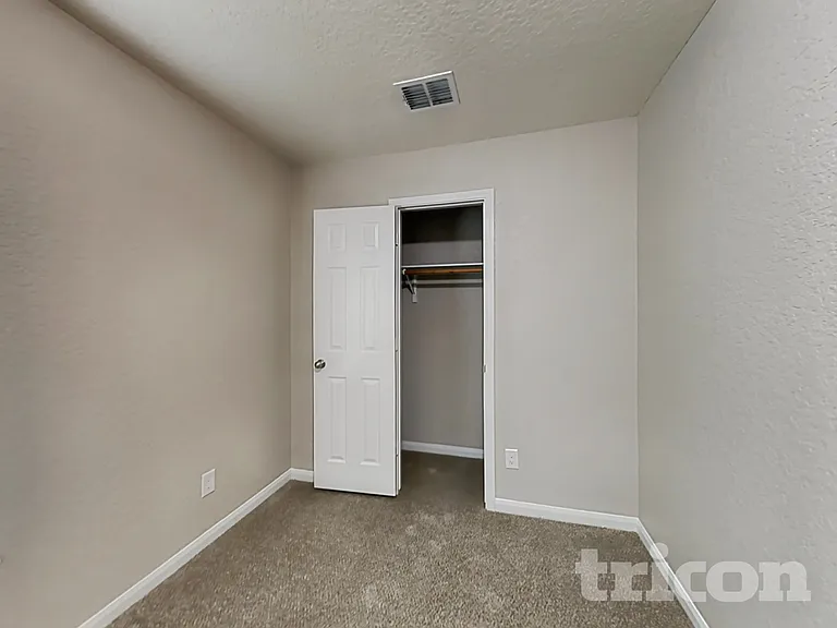 6803 Luckey Tree — Photo 11