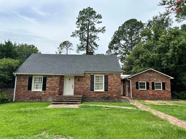 1904 Jeanette St, Valdosta, GA 31602