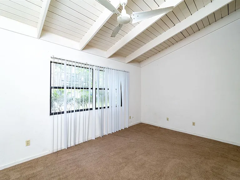1349 Rumba Ln — Photo 17
