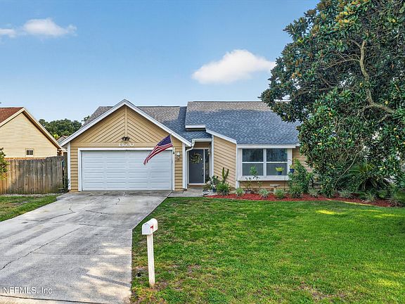 2nd image of 13020 MEDFORD Lane