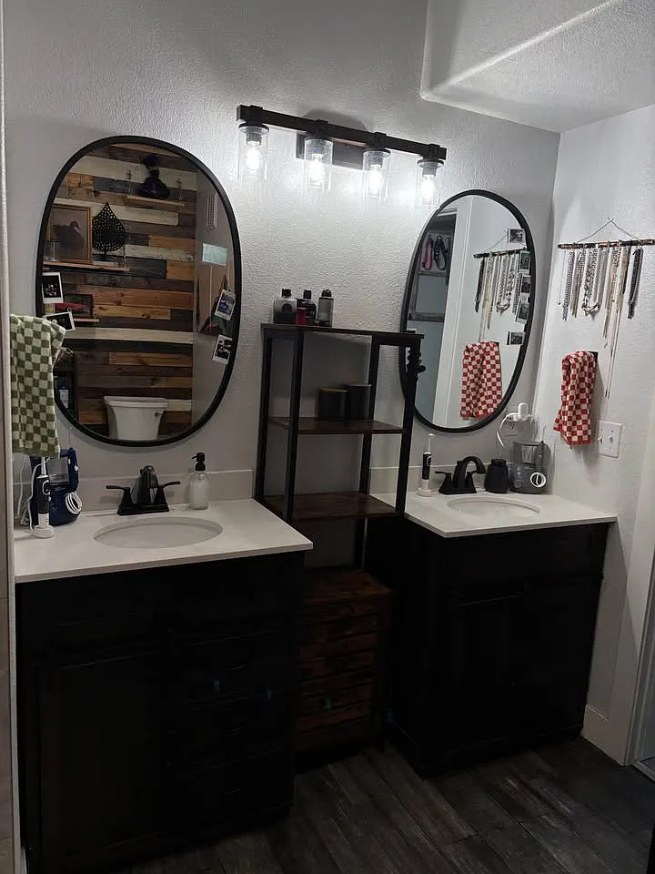 2 bed, 1200 sqft, $2,500 — Photo 2