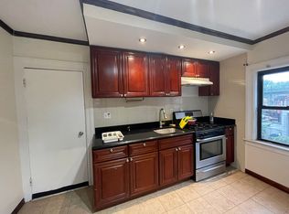 36-52 32nd St #2, Astoria, NY 11106