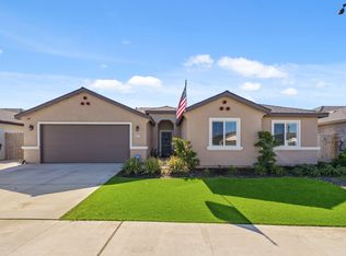 2131 W Ambassador Way, Hanford, CA 93230