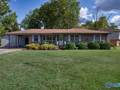 2420 Redmont Rd NW, Huntsville, AL, 35810