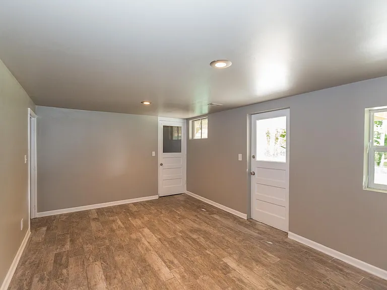 7001 NW Coronado St — Photo 30