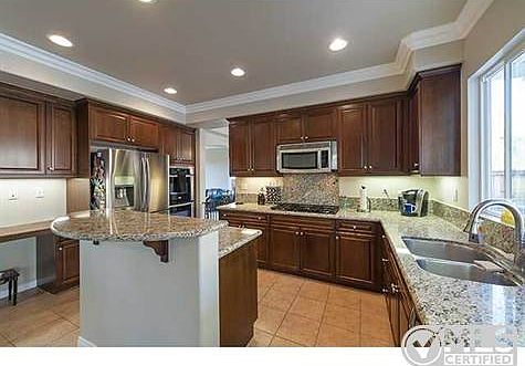 5th image of 37050 High Vista Dr