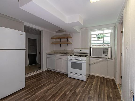 5th image of 7110 McHenry St #C