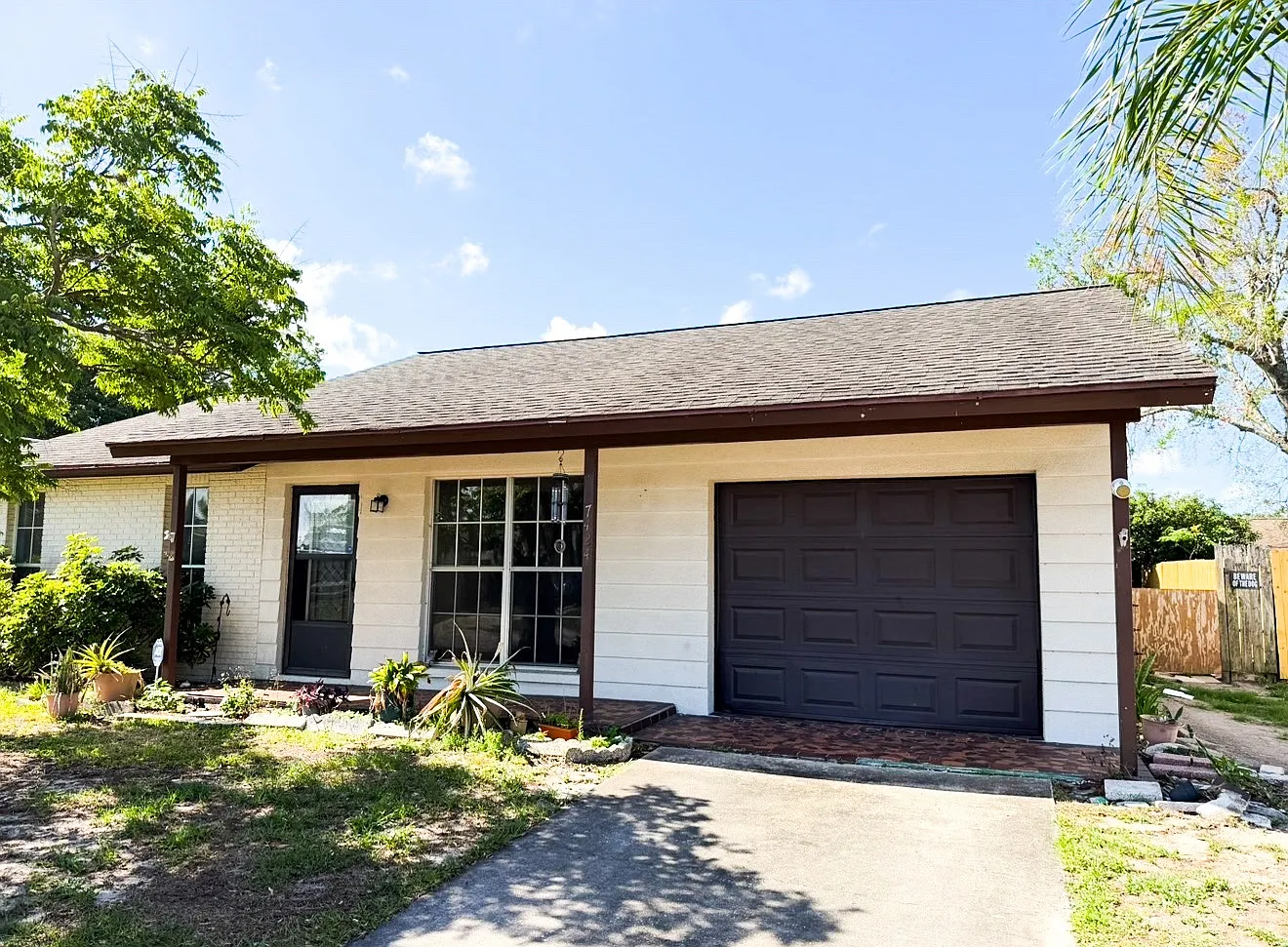 2 bed, 806 sqft, $1,750 — Photo 1