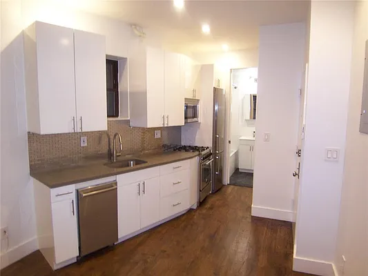 Rented by Maz Group NY | media 5