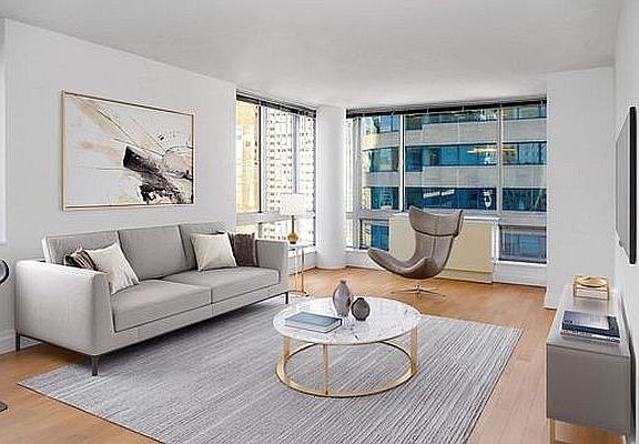 3rd image of 150 E 44th St APT 21B