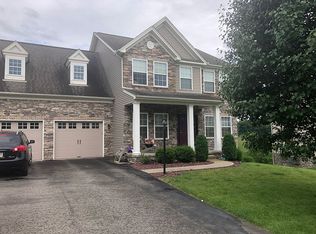 177 Hunting Ridge Dr, Greensburg, PA 15601