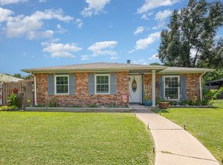 1813 Abilene Ct, Grand Prairie, TX 75052