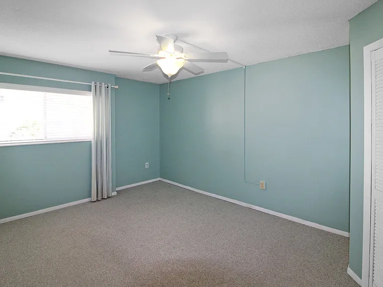 995 Laguna Dr #305 — Photo 10