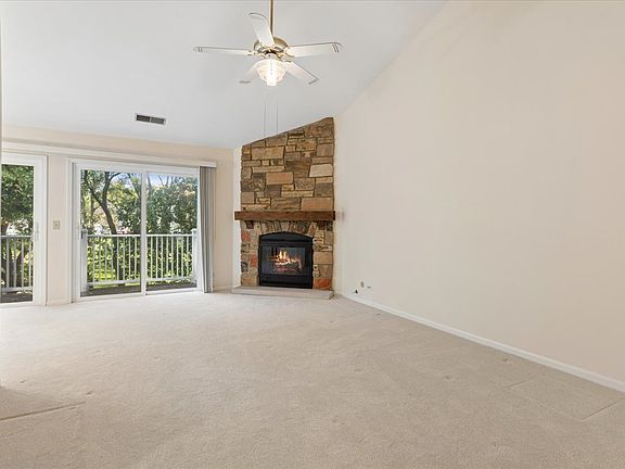 4th image of 617 Edinburgh Ln APT B