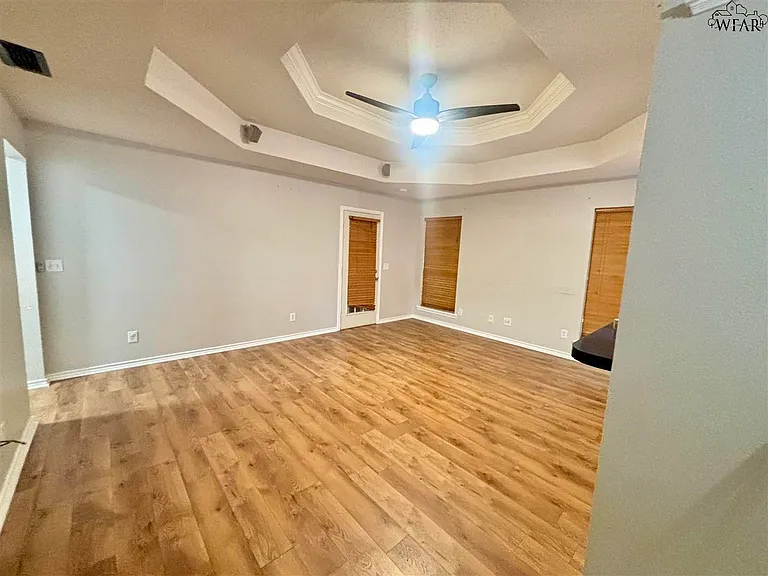 5207 Northview Dr — Photo 6