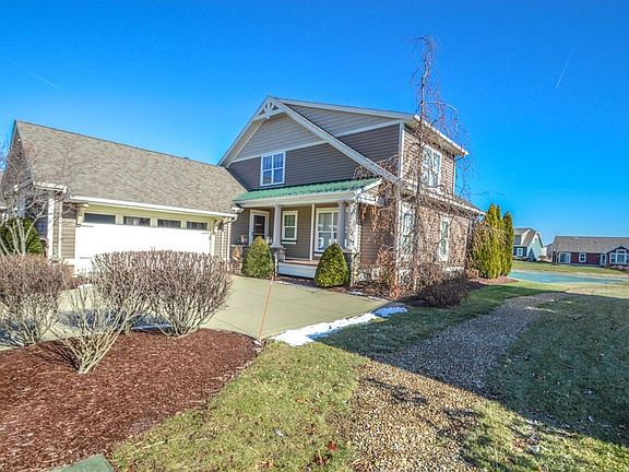 2nd image of 6513 Wisteria Ln