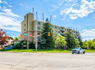 283 Fairway Rd N #501, Kitchener, ON N2A2P1