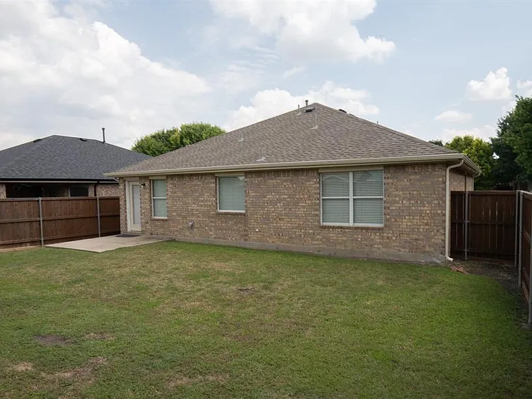 9908 Laurel Cherry Dr — Photo 13