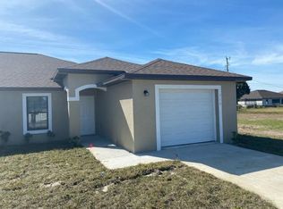 518 Skyline Blvd, Cape Coral, FL 33991