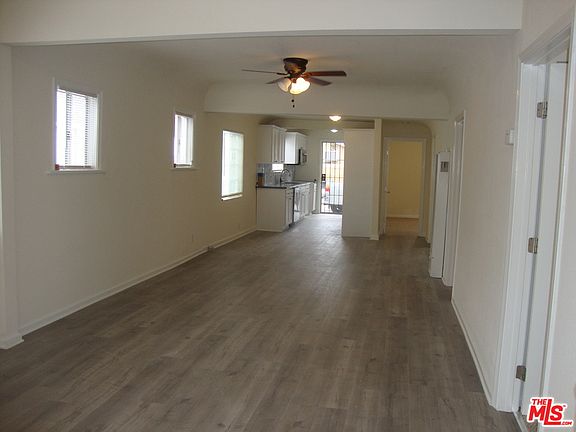 4th image of 1032 W 65th St