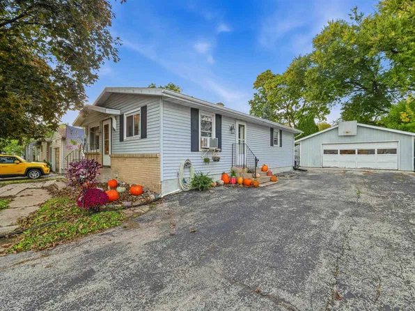 730 S Center St, Beaver Dam, WI 53916