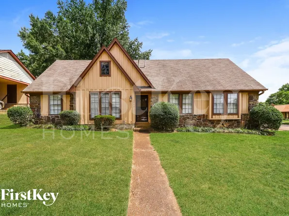 4799 Walden Glen Dr, Memphis, TN 38128