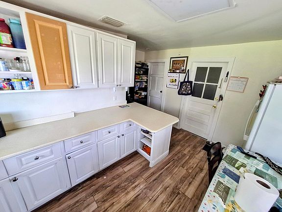 5th image of 316 SW 3RD Street