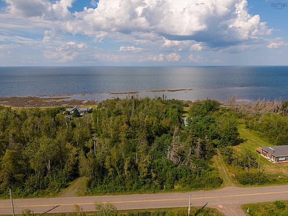 5th image of 985 Blue Sea Rd