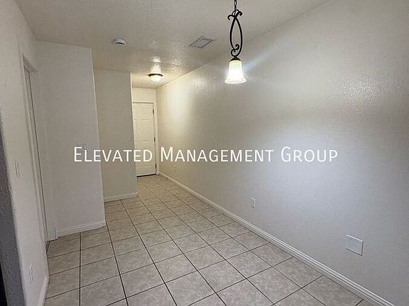 4th image of 202 San Clemente Ave NW #5