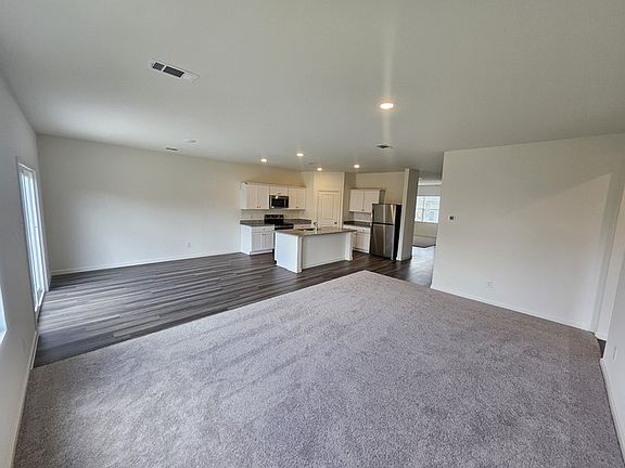 5th image of 4908 McCoy Dr