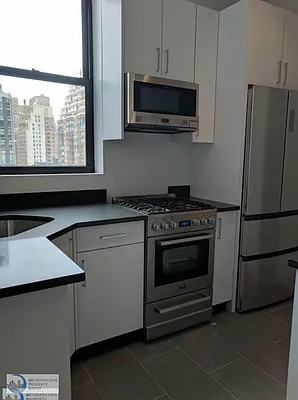 Rented by Metropolitan Property Group | media 9