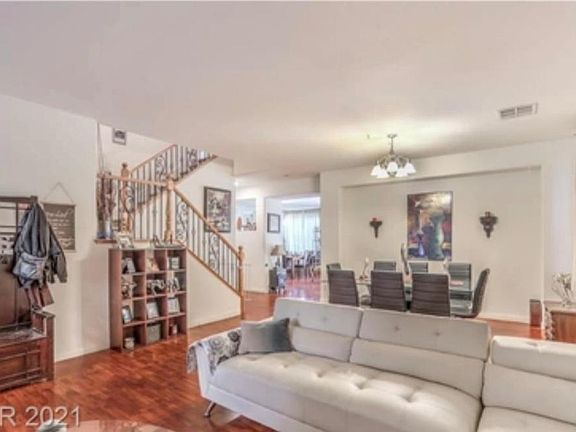 4th image of 7313 Dolphine Crest Ave