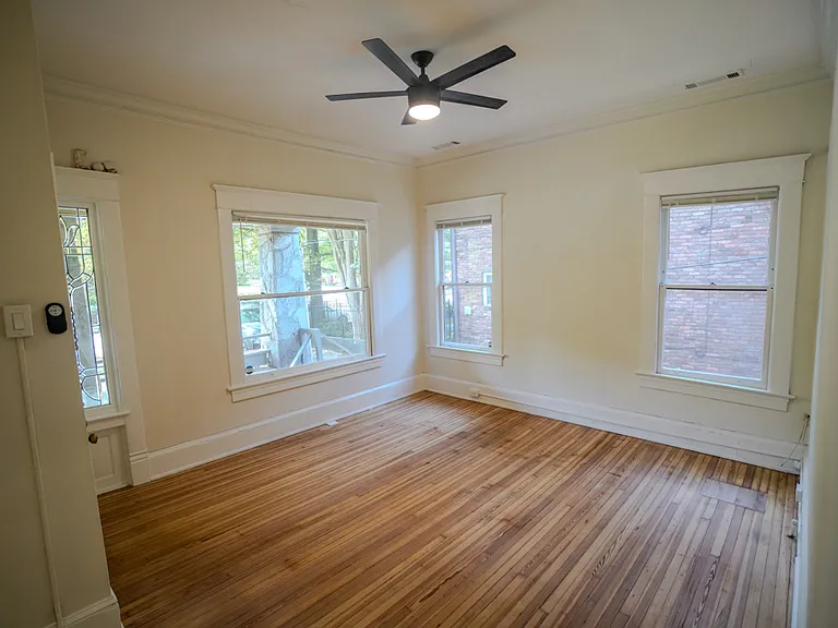 853 Myrtle St NE #1 — Photo 4