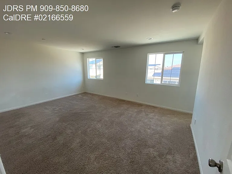 3411 E Orange Blossom Way — Photo 8