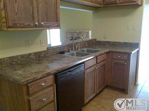 5th image of 4208 Glengate Dr