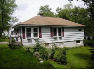 14 Hayden Rd, Groton, MA 01450