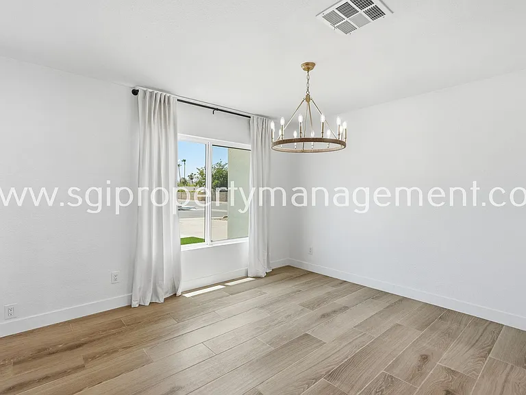 5040 E Columbine Dr — Photo 18