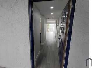 8720 N Sherman Cir APT 204, Hollywood, FL 33025