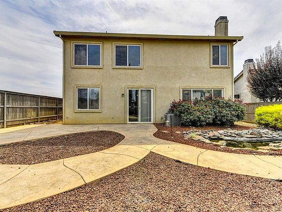 3rd image of 11899 Cobble Brook Dr