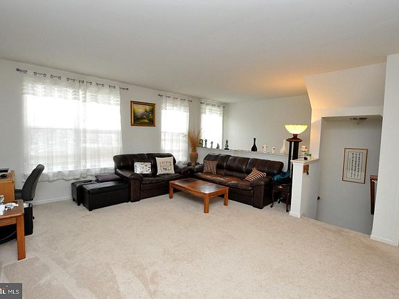 4th image of 73 Riverwalk Blvd #199