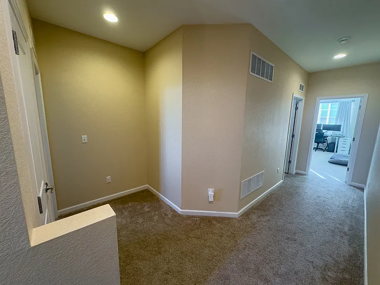 5478 W 72nd Pl — Photo 8