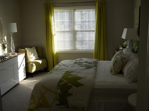 4th image of 793 Oak St #211