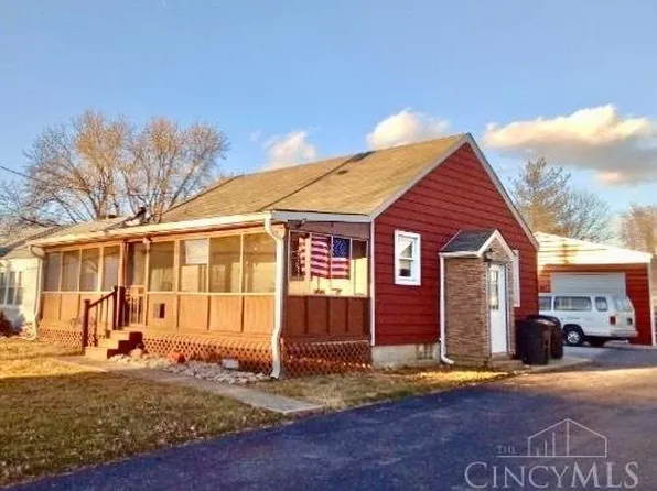 609 S Broadway St, Blanchester, OH 45107