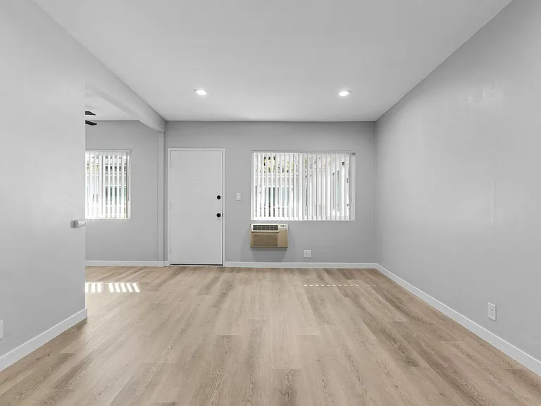 9632 Ball Road — Photo 14
